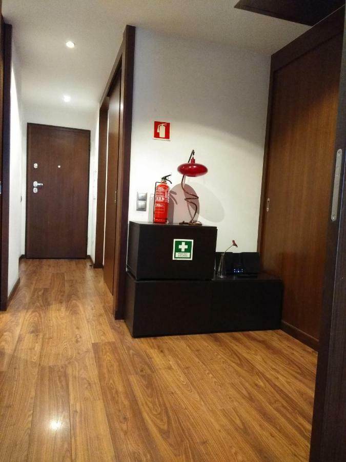 Path Dukes Apartment Porto Luaran gambar
